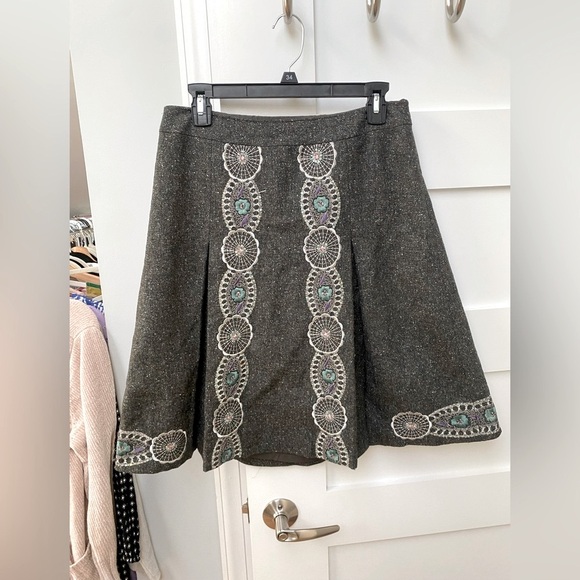 Vintage Wool and Silk embroidered Pleated Mini Skirt - Picture 1 of 11